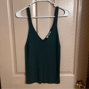 Double zero sleeveless top